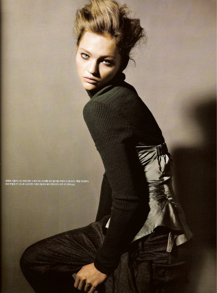 Sasha Pivovarova (Vogue Korea - 209;65533;208;208;189;209;209;65533;208;209;209;338; 2006)