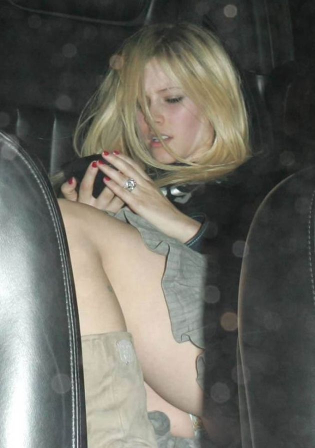  Avril Lavigne (10 )