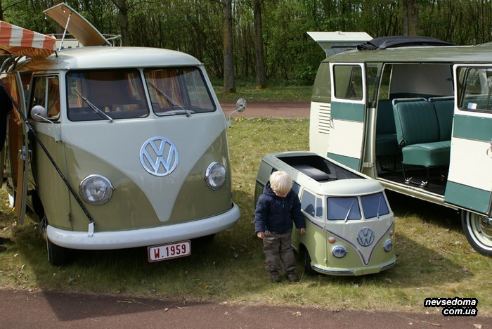    60- VW Transporter (49 )