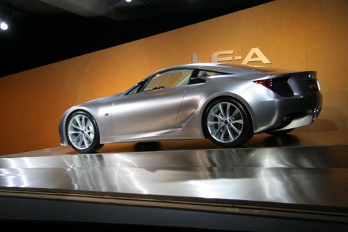 lexus-lf-a-19-big.jpg