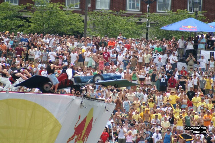   Red Bull Flugtag - Nashville 2007 (80 )