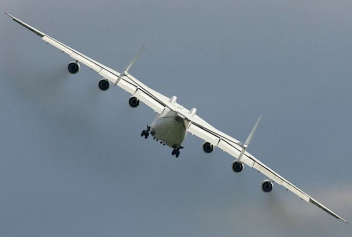 Antonov AN-225 the worlds heaviest and largest jet 5