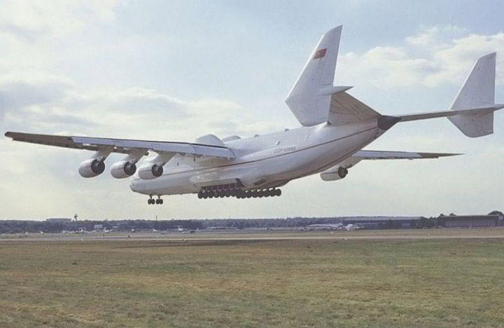 Antonov AN-225 the worlds heaviest and largest jet 7