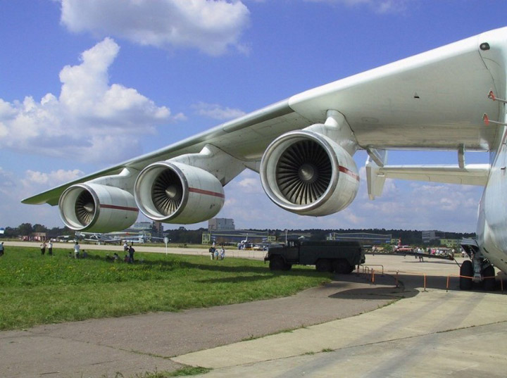 Antonov AN-225 the worlds heaviest and largest jet 9