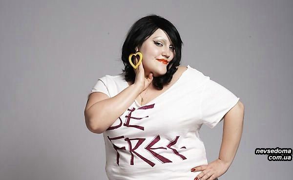 Beth Ditto    (21 )