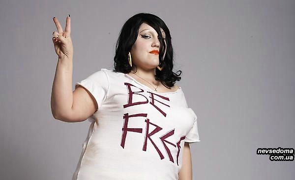 Beth Ditto    (21 )