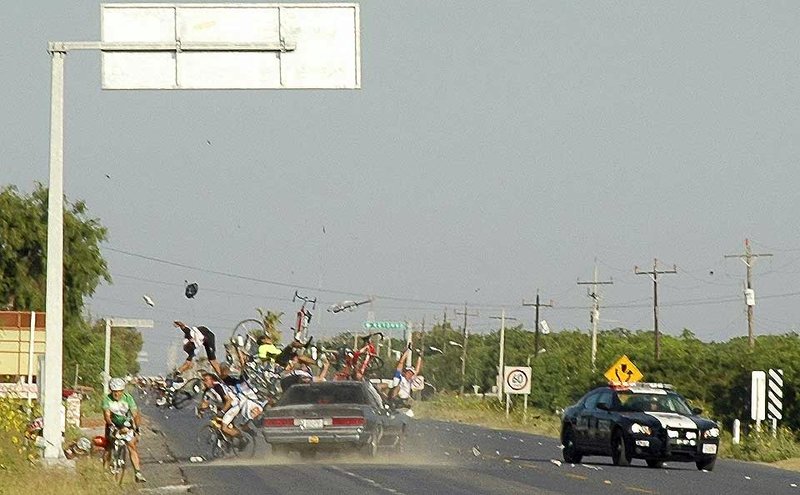   (29)  ,       ,     ,       Bike Tour Matamoros-Playa    .        (   Newschannel 5  )    ,   ,       .