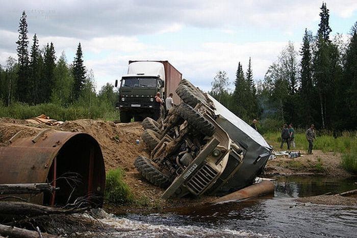 Самые самые непроходимые русские дороги (26 фото)