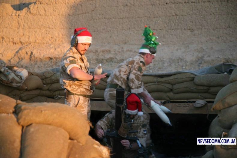 Рождество в Афганистане (4 фото)
