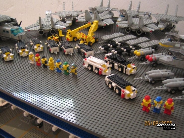   Lego (18 )