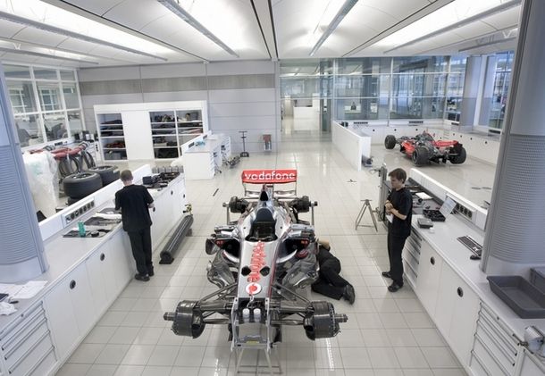 Formula1 McLaren Technology Centre (27 )
