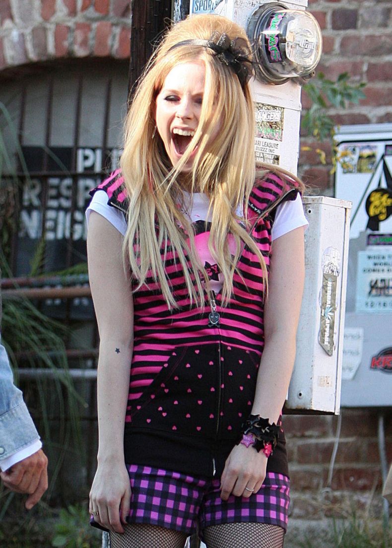 Avril Lavigne (9 )
