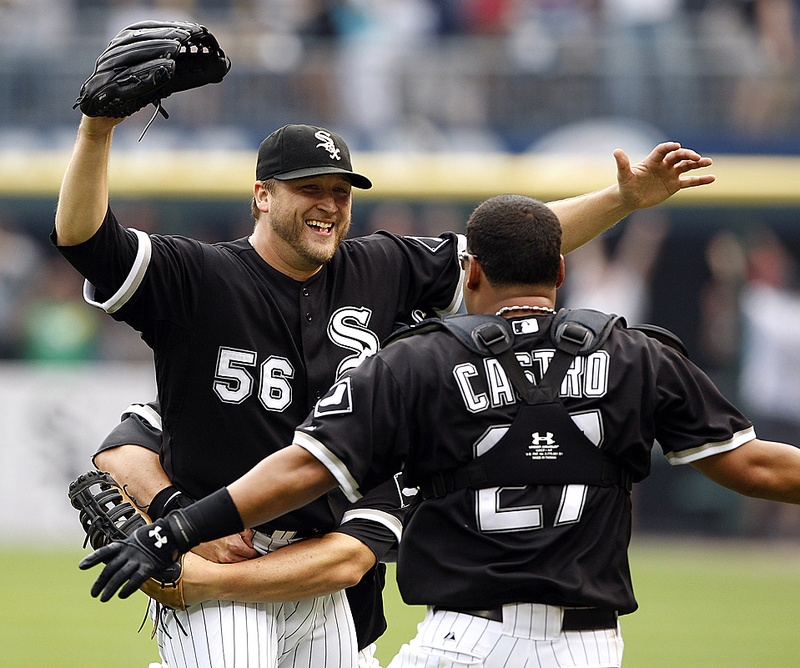    Chicago White Sox     (Mark Buehrle)         Tampa Bay Rays    .     5-0. (Jim Prisching/Associated Press)