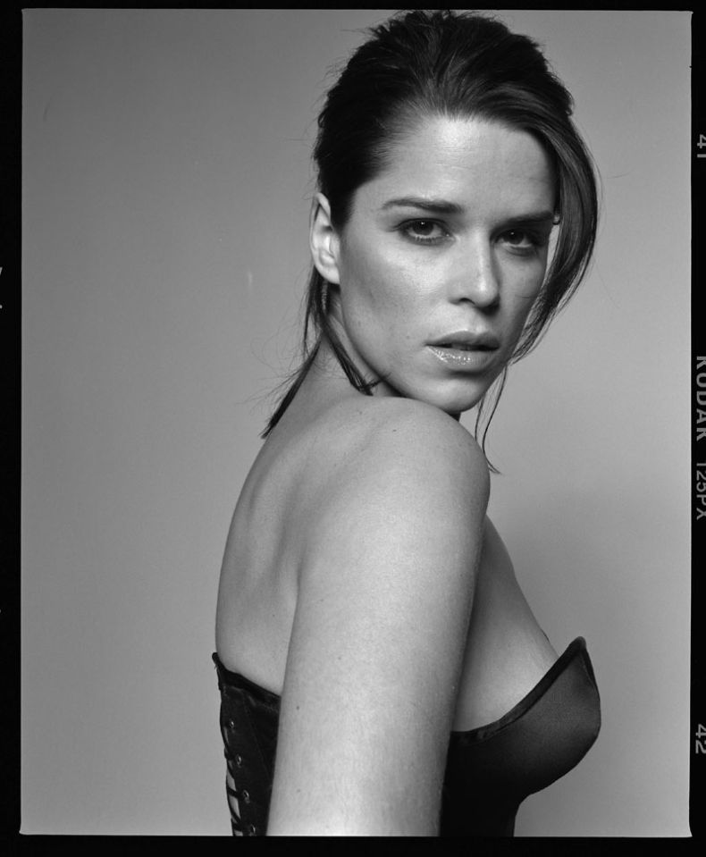 Neve Campbell (9 )