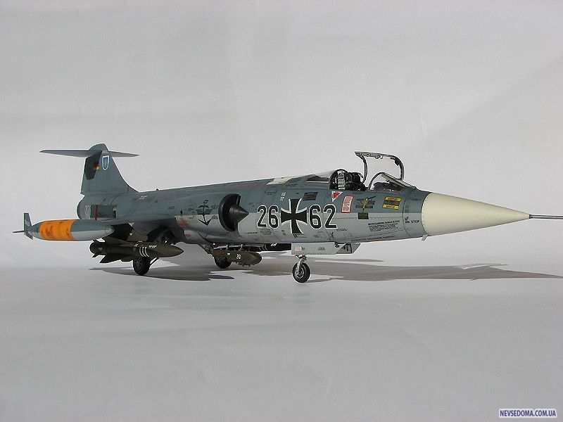   F-104G   MARINE .  1:48. 