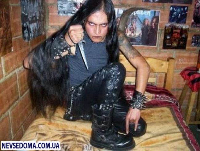 Black Metal,  ,  (254 ,   )