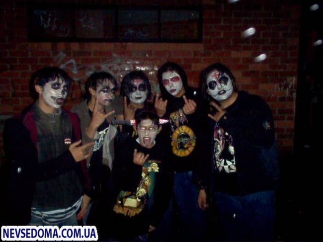 Black Metal,  ,  (254 ,   )