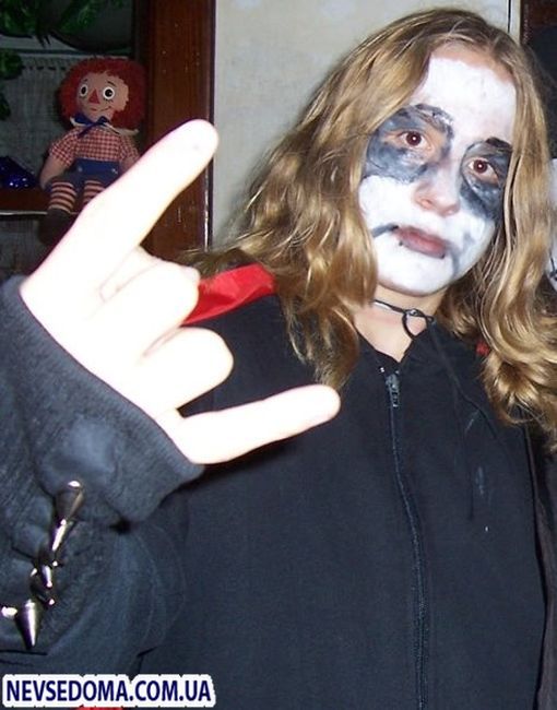 Black Metal,  ,  (254 ,   )