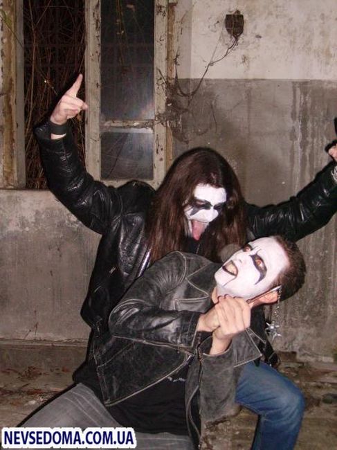 Black Metal,  ,  (254 ,   )