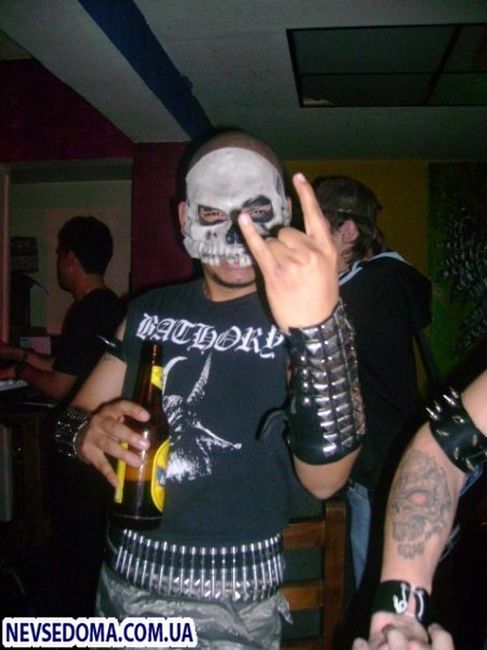 Black Metal,  ,  (254 ,   )