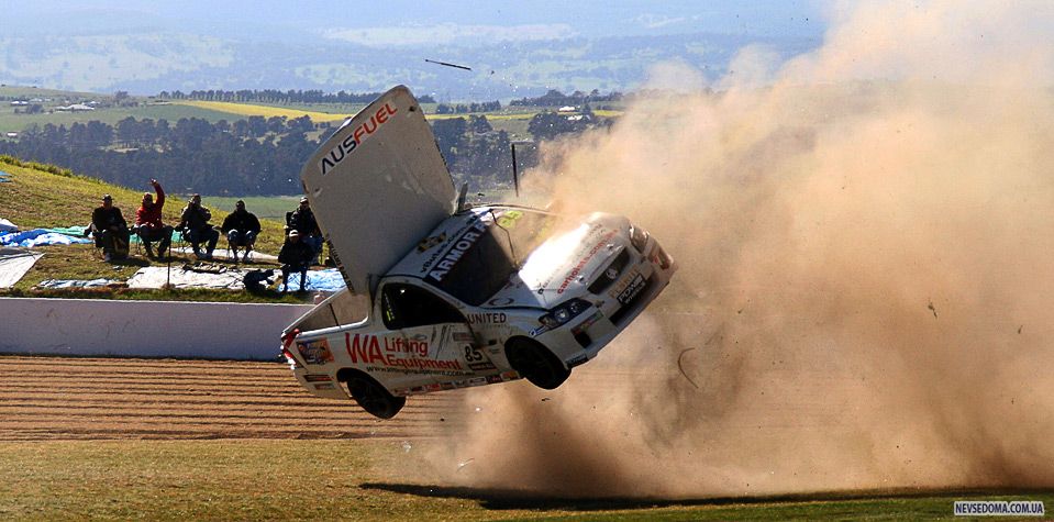 27)        «V8 Ute Racing Series», 10 , , . (Australian V8 Ute Racing via Getty Images)