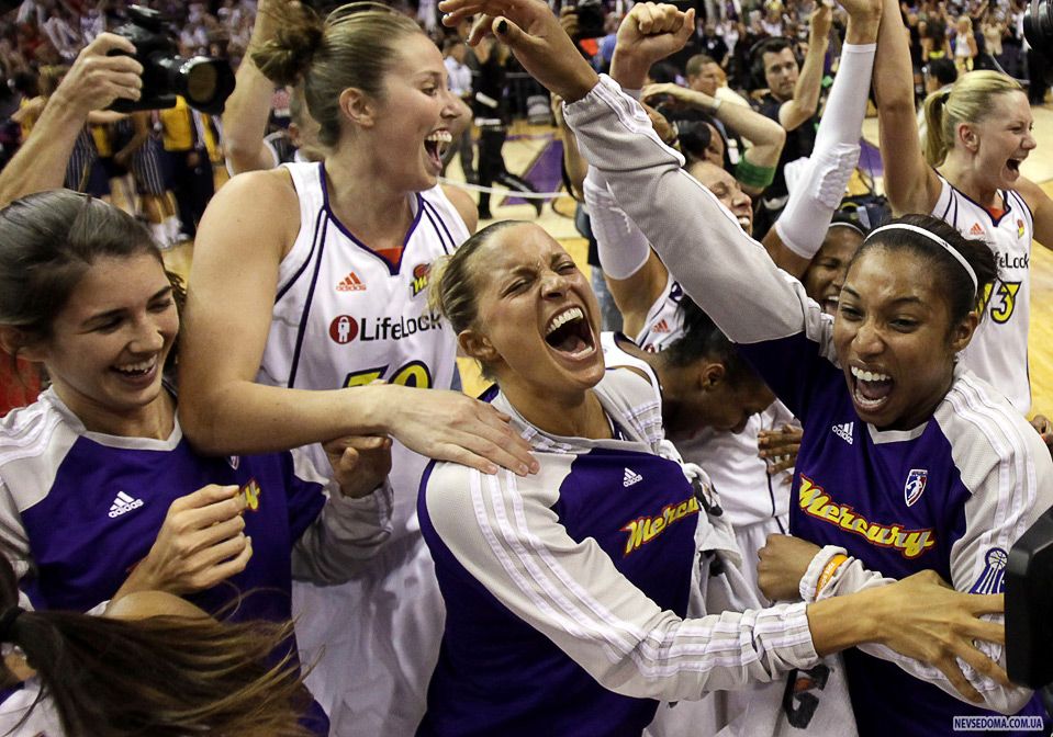 13)   «Phoenix Mercury» ,      WNBA,  ,    «Indiana Fever», 9 . (AP Photo/Ross D. Franklin)
