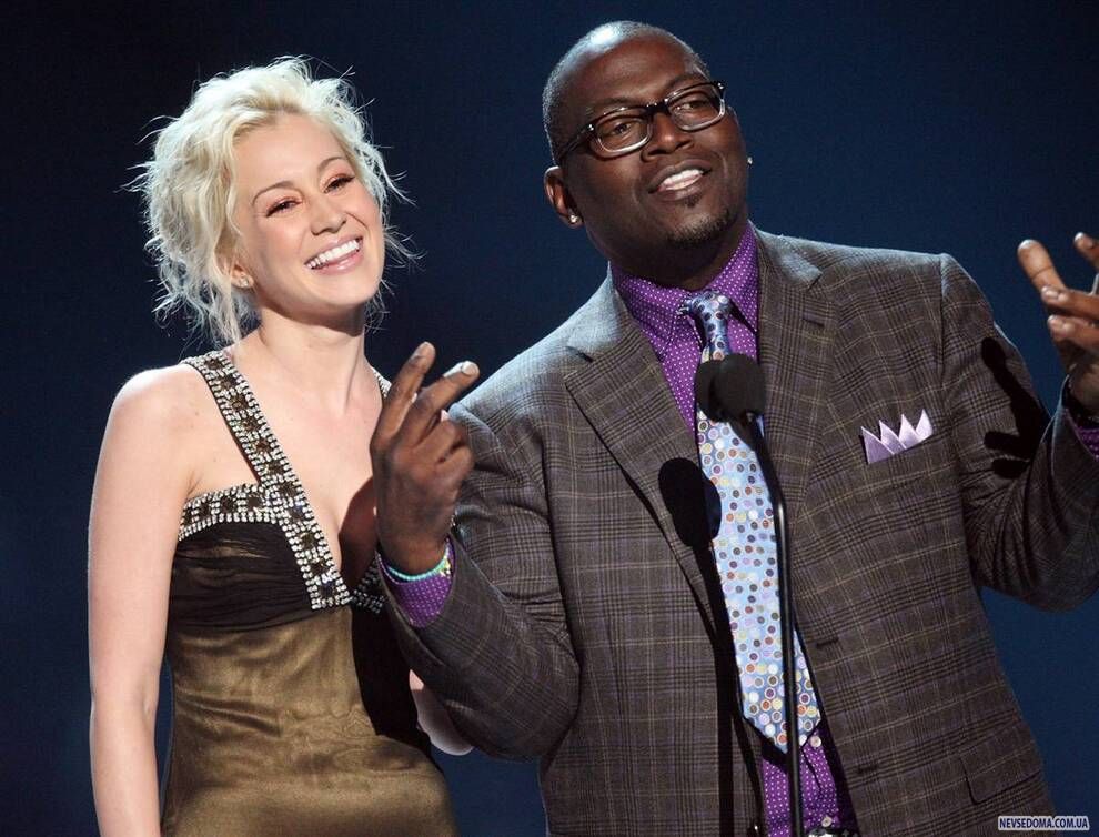 11.              «CMT Music Awards»   16 .   - ,       ,    ,        "American Idol"  2009 ,       . (Jason Merritt/Getty Images)