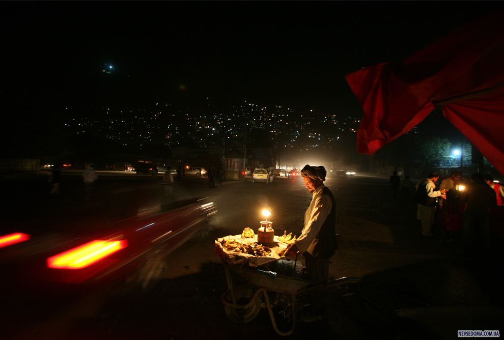 28.         30  2009 . (AP Photo/Altaf Qadri)