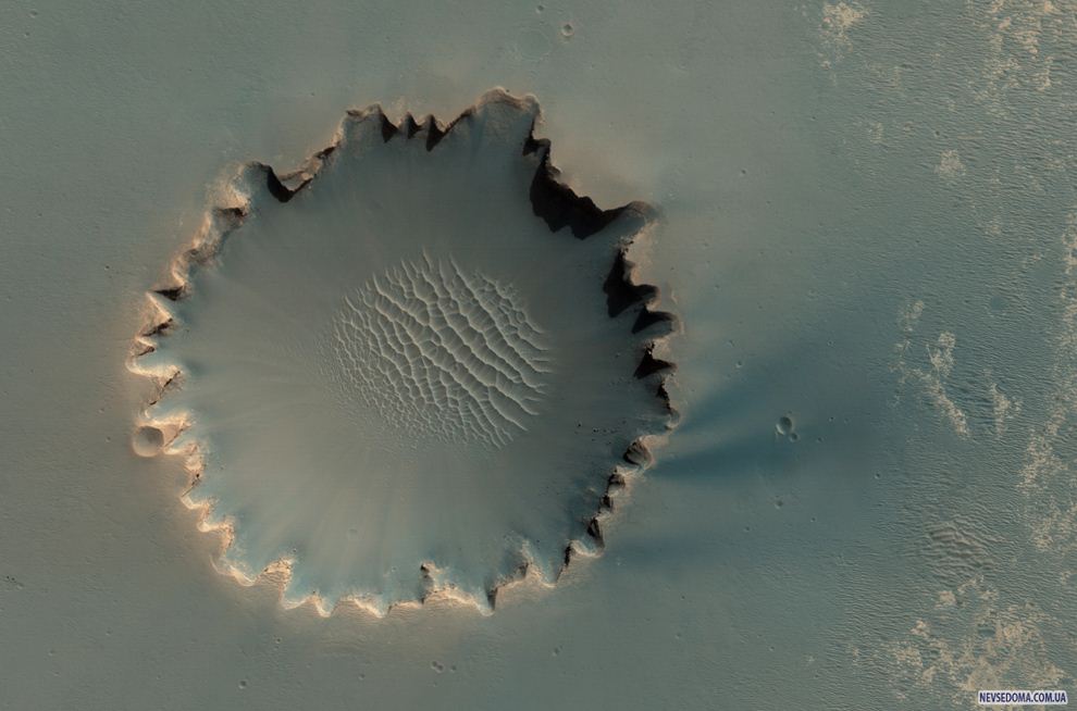 8.    Meridiani Planum.    800   .        ,      ,    .        . (NASA/JPL/University of Arizona)