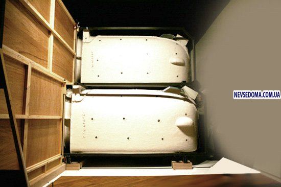 9h Capsule Hotel