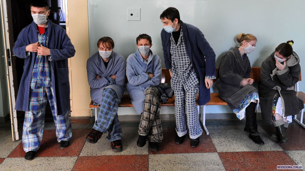 26.  «»          2  2009 .          H1N1,    ,  -    . (VIKTOR DRACHEV/AFP/Getty Images)