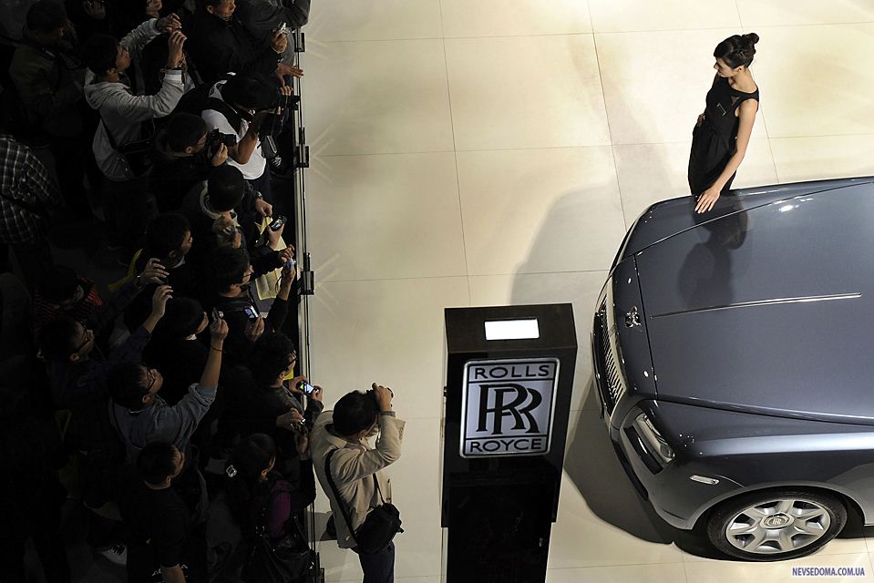 15)      Rolls-Royce   -        , , . (Lu Hanxin/Xinhua News Agency via Associated Press) 