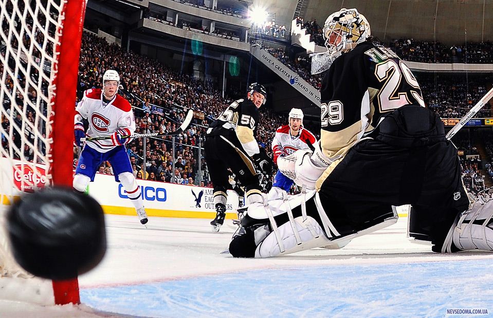 17.   «Pittsburgh Penguins» -    ,     ,      «Montreal Canadiens», 25 , . (Jamie Sabau/Getty Images)