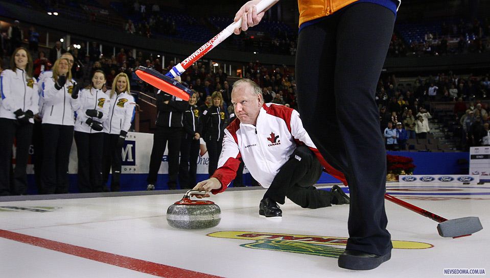 15.            «Roar of the Rings Canadian Olympic Curling Trials»    , , 6 . (AP Photo/The Canadian Press/Nathan Denette)
