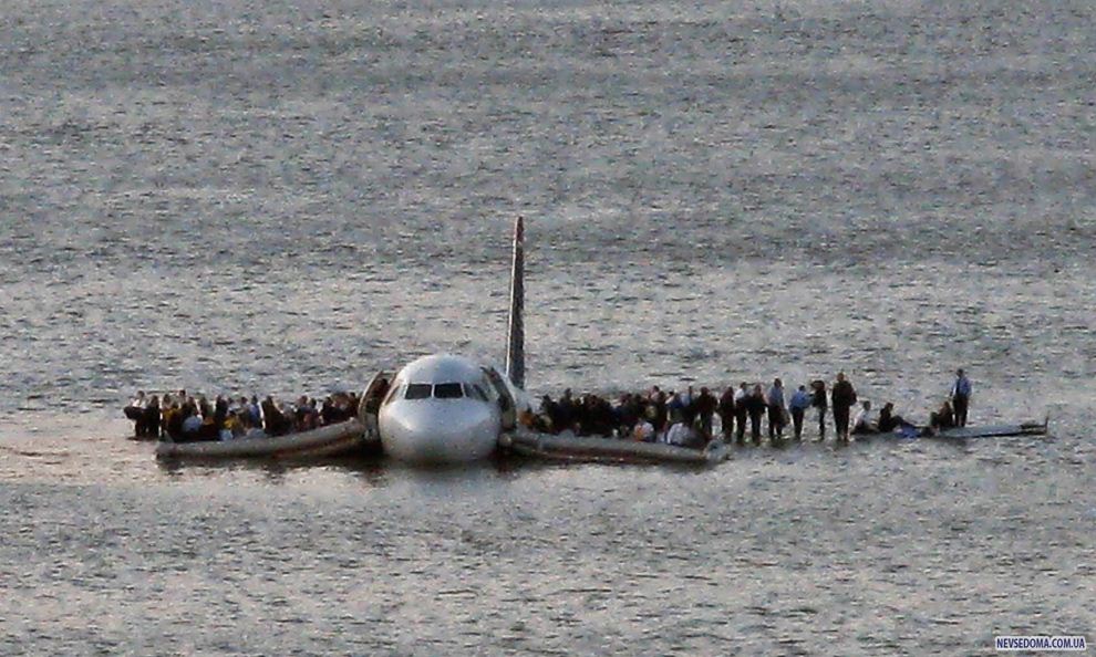 5.        «Airbus 320»  US Airways,          -  ,          15  2009 . (AP Photo/Steven Day, File)