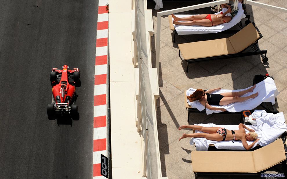 19.  ,    «Ferrari»       21  2009  -      -   1. (PASCAL GUYOT/AFP/Getty Images)