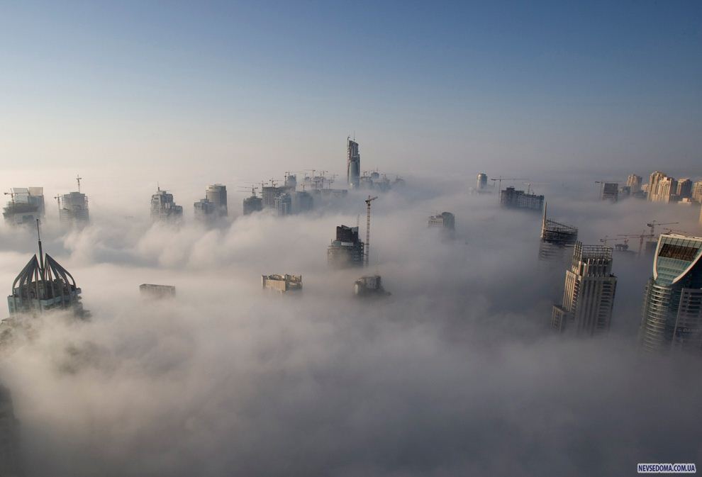 7)      Dubai Marina 21  2007 . (REUTERS/Steve Crisp)