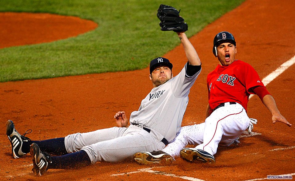 13.     «Boston Red Sox»     «New York Yankees»     24   . (Jim Rogash/Getty Images)