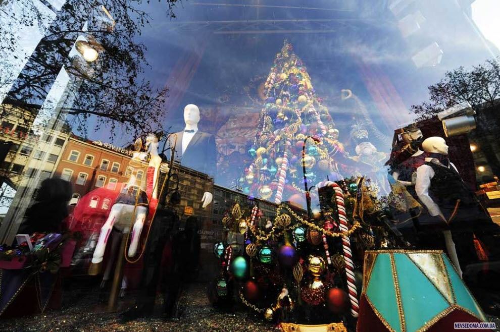 7)  ,     Tauentzienstrasse. Tauentzienstrasse     ,     - . (John MacDougal, AFP / Getty Images) 