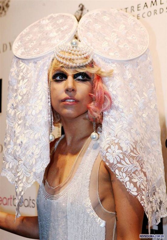  Lady Gaga (23 )