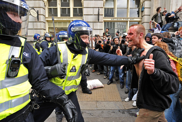         ,  , 1  2009. (CARL DE SOUZA/AFP/Getty Images) 