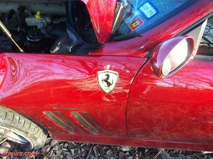  Ferrari   (8 )