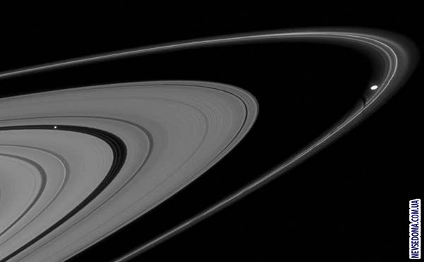      Cassini (24 )