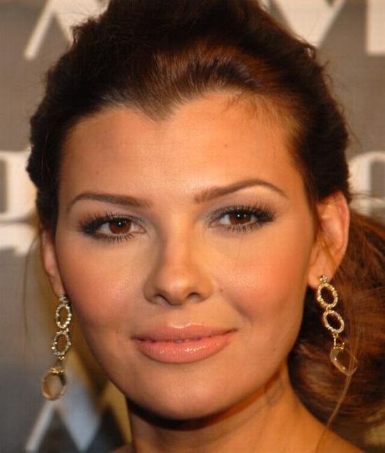 6. Miss USA 1996 – Ali Landry  Breaux Bridge, Louisiana