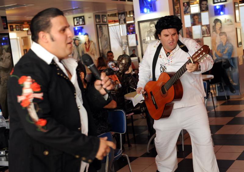 Elvis impersonators in Israel