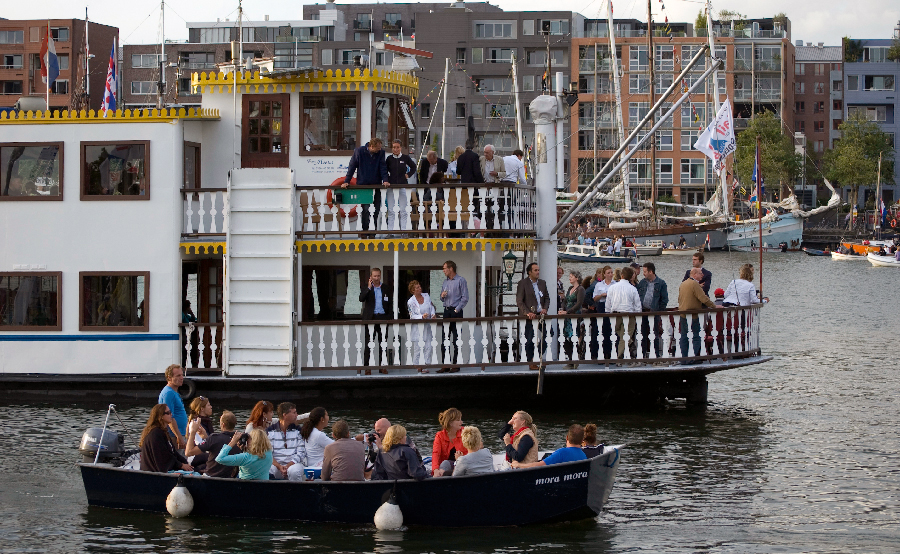 651 Amsterdam Sail 2010