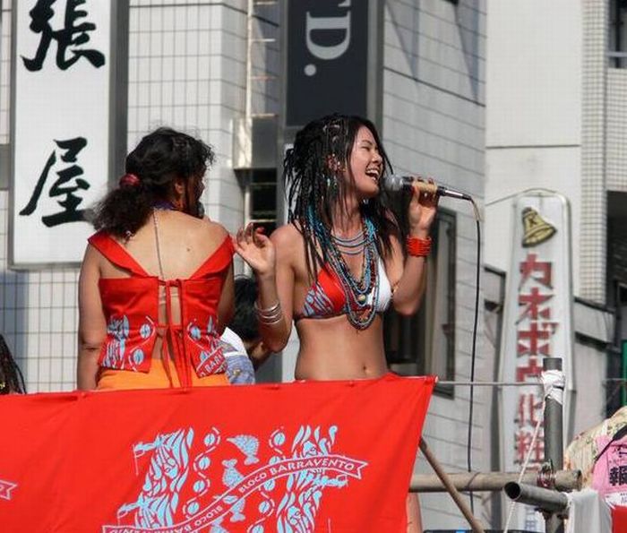 Карнавал Самбы в Японии (24 фото)