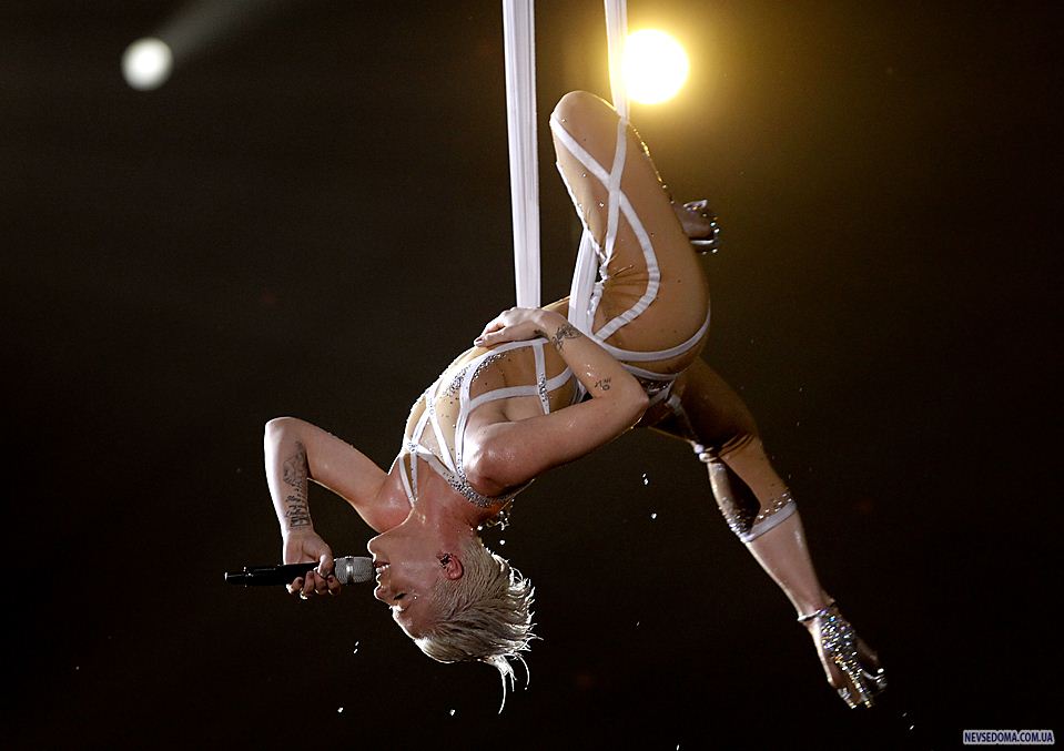 7)         “Glitter in the Air”        Grammy  -. (Matt Sayles/Associated Press) 