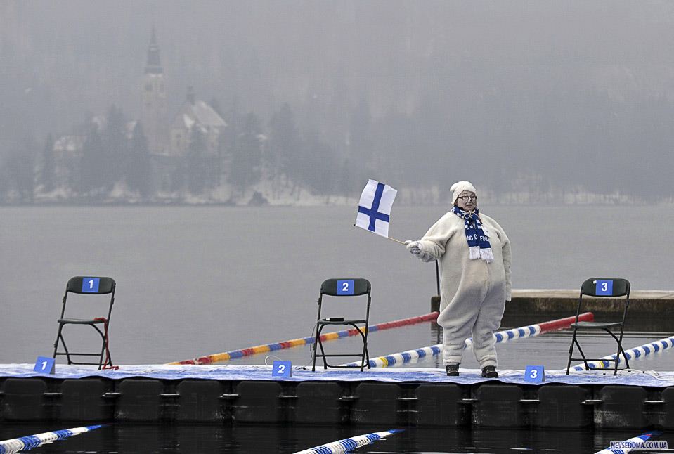 23.        ,          ,    , , 22 . (REUTERS/Srdjan Zivulovic)