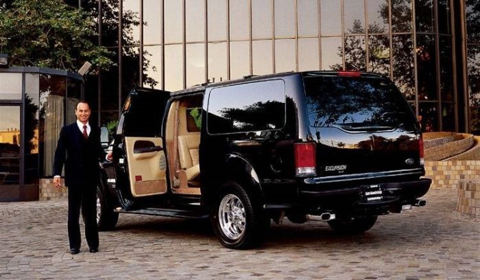Ford Excursion     Ford (6 )